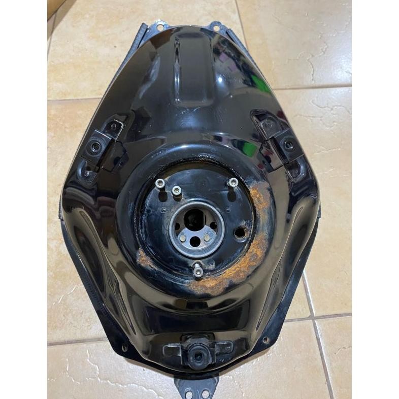 Tangki Original YAMAHA R15V3 VVA Copotan