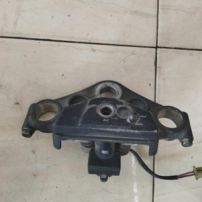 Segitiga atas Megapro new