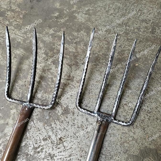 Garpu Tanah 3 Gigi 4 Gigi