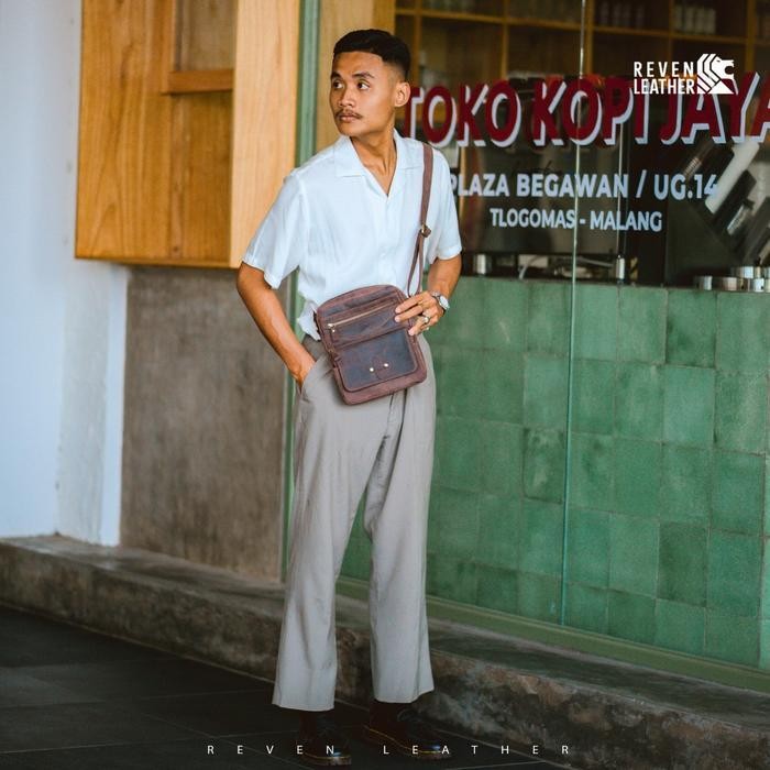 TS Tas Samping Pria Selempang Kerja Sling Bag Tablet Ipad Fossil Kulit