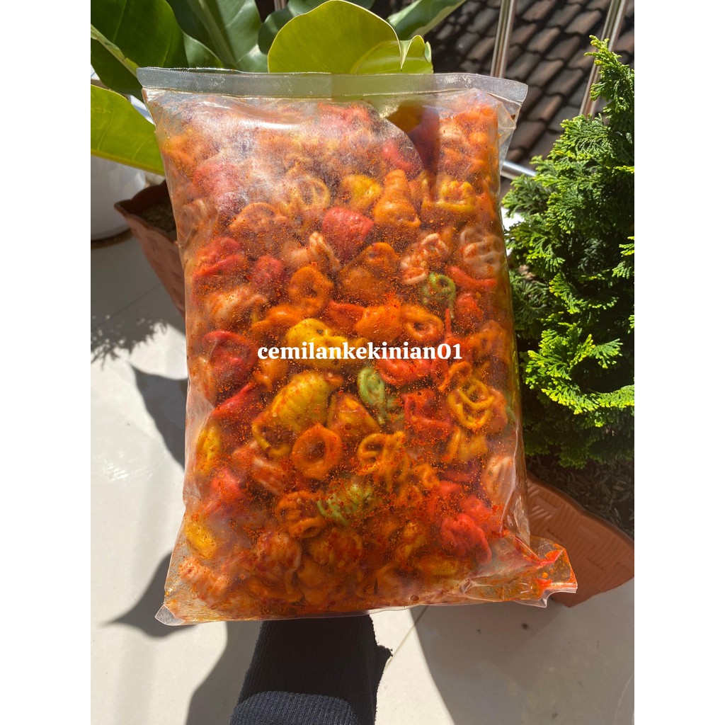 

seblak kerupuk gelung 1kg pedas daun jeruk