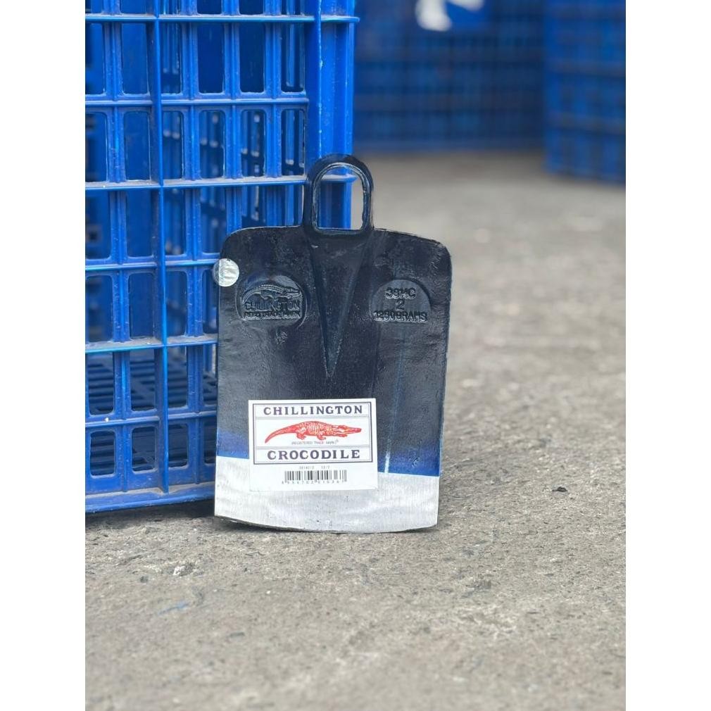 CANGKUL CAP BUAYA JANTAN CANGKUL ANTI LENGKET DAN TAJAM