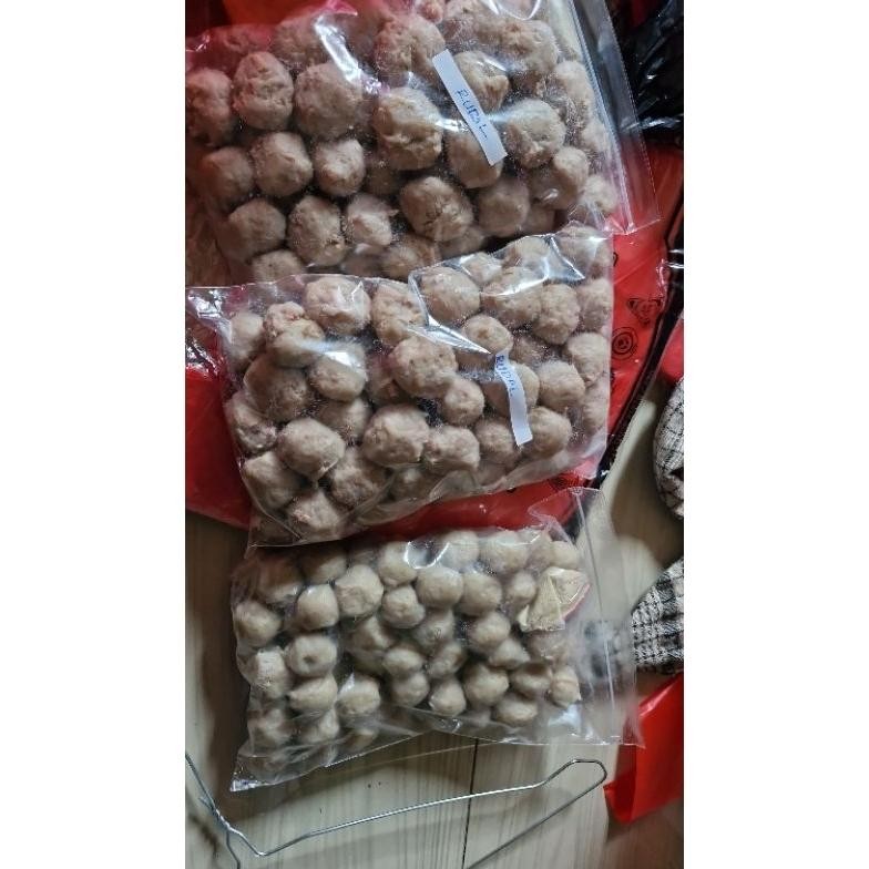 

Bakso Kecil Rudal/Kasar/Full Urat/Daging/ Isi 70 Butir Gratis Bumbu Kuah Nugi