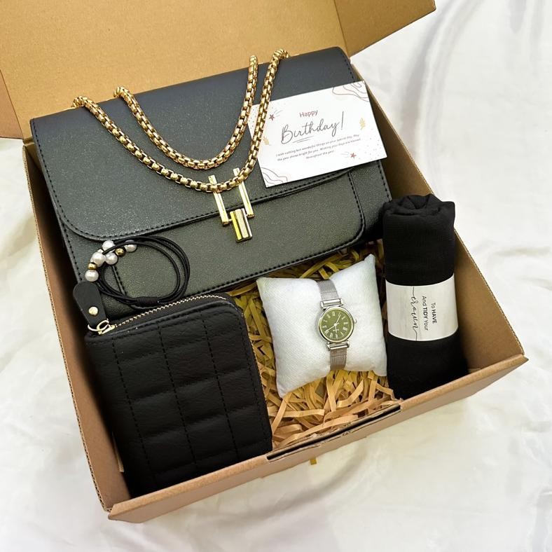 

[A3006]Hampers Gift Box Maudi Bag Kado Cewek/Kado Pacar/Kado Ayang/Kado Bestie/Kado Wisuda/Kado Wedding/Kado Valentine/Kado Anniversary/Kado Ibu/Kado Guru/Kado Tas Cewek/Kado Mertua/Hampers Lebaran/Hampers Ramadhan