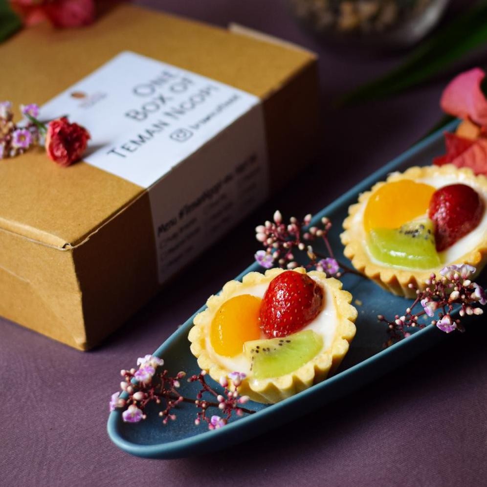 

Fruit Pie / Fruit Tartlet / Pie Buah by Brown Coffee Nugi