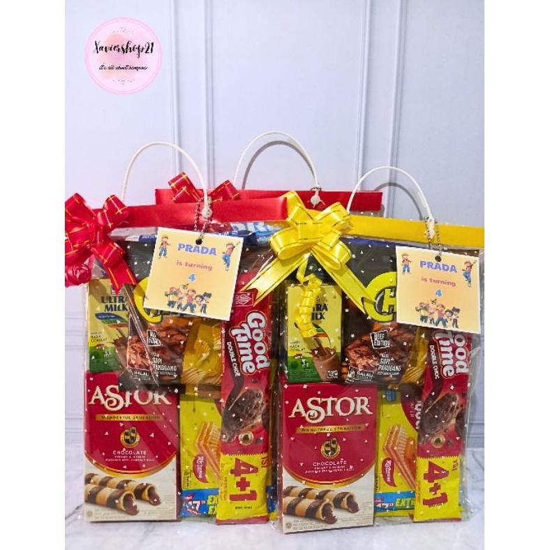 

Paket snack ulang tahun PREMIUM SNACK / FREE CARD / GOODIE BAG ULANG TAHUN Nugi