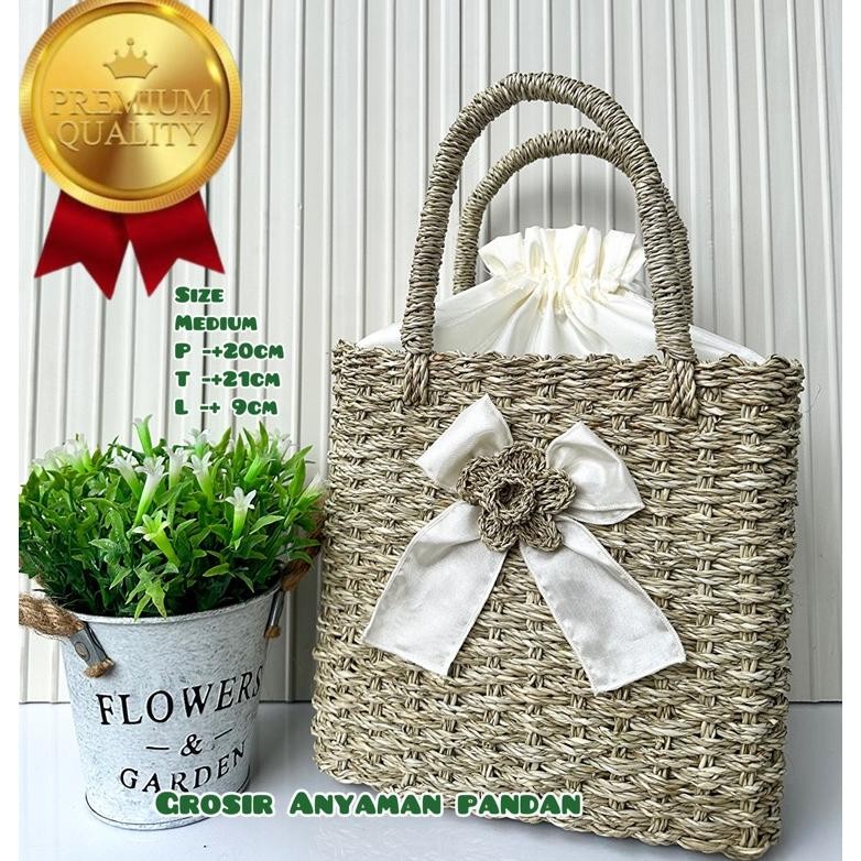 

TAS RARA KOTAK PITA tas anyaman pandan tas parcel tas hampers souvenir aesthetic goodiebag Nugi