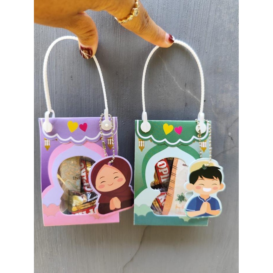

Rs 10 Paket Hampers Mini Lebaran Motif Kartun Muslim 2025 Bungkus Permen Dan Uang