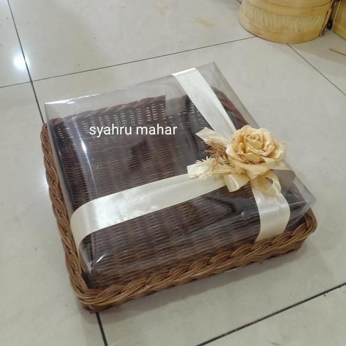Kotak kue seserahan Rotan UK 30x30 L83