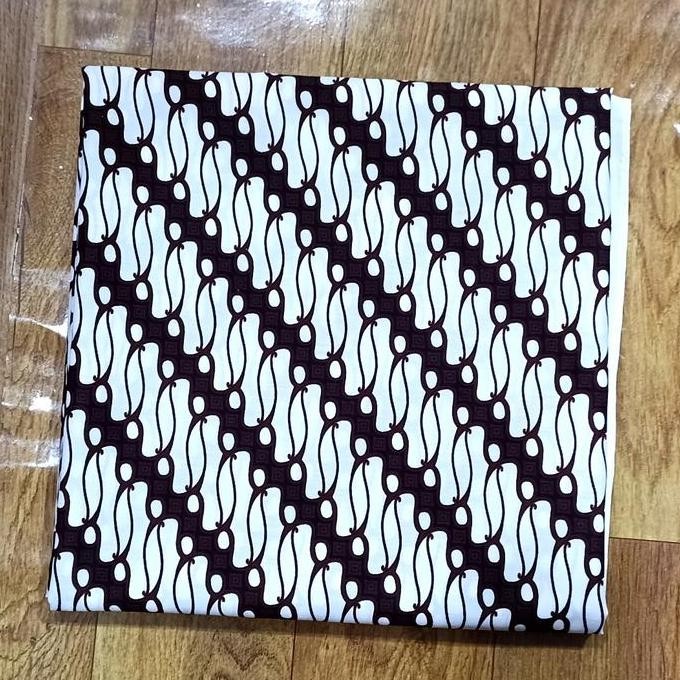 kain batik jarik motif parang latar putih
