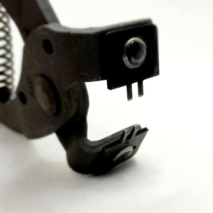 

*#*#*#*#] Leather Craft Hand Pliers Stitching Hole Punch 4mm