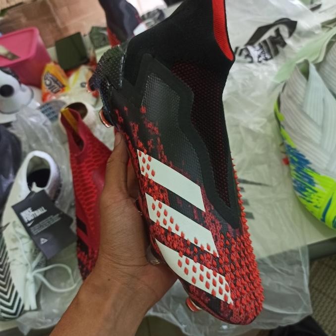 sepatu bola adidas predator mutator 20+ black red fg Terlaris