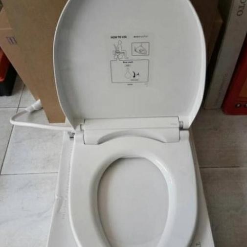Tutup Cover Closed Toilet Duduk Toto Eco Washer Soft Closing Terbaru