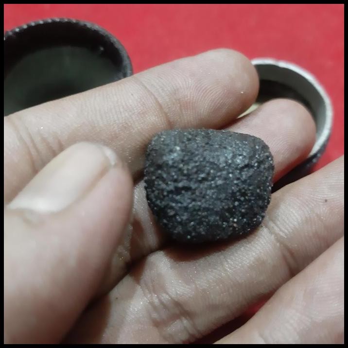 Barang Antik Batu Getar Cahaya