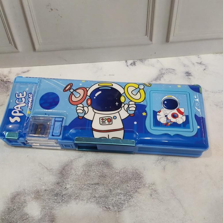 

Readyy!! TEMPAT PINSIL MAGNET KODE 66-6 & KODE ZL 588 KARAKTER ADA KALKULATOR//KOTAK PENSIL MAGNET