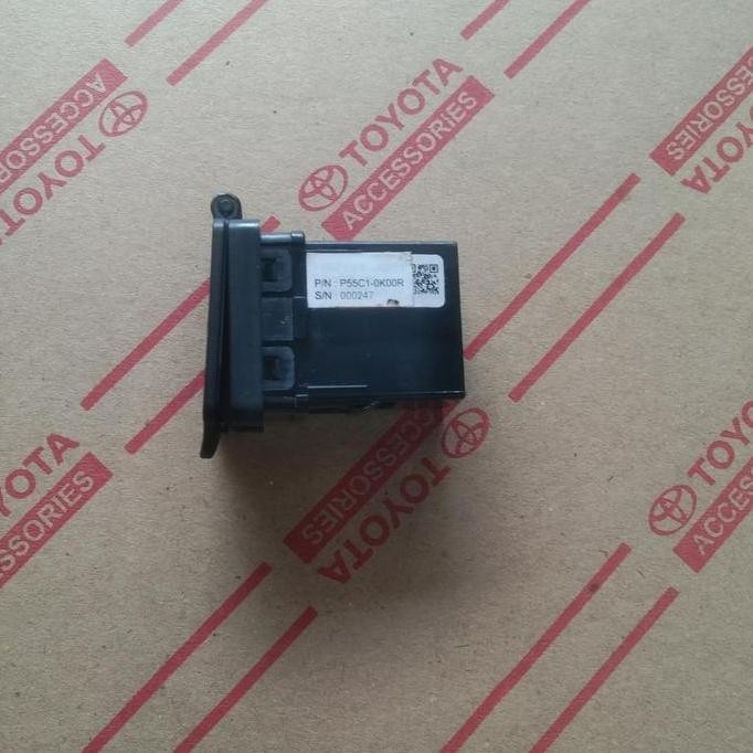 charger USB port asli mobil Toyota Innova reborn Fortuner VRZ