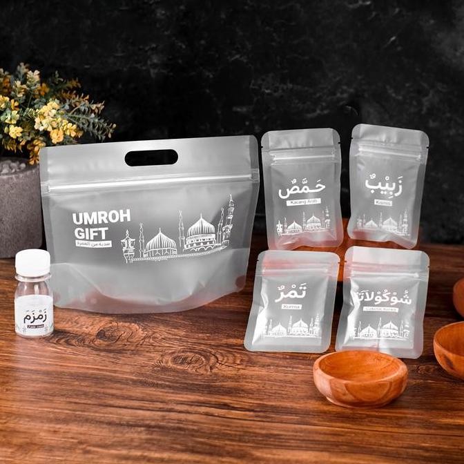 

Kemasan Oleh-Oleh Umroh & Haji / Tas Hadiah Umroh / Oleh-Oleh Umroh