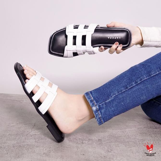 Lapepa Tessa White Sandal Flat Wanita | sandal teplek cewek terbaru sendal slop perempuan karet keki