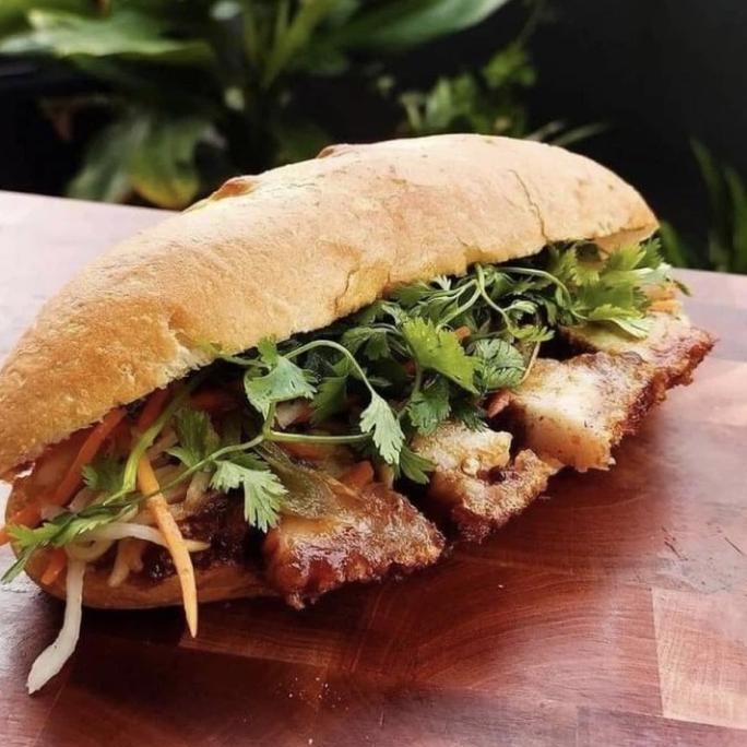 

Terlaris | Terbaru | Best Seller | Termurah Banh Mi Roast Pork ( Non Halal ) Original | High Quality | Berkualitas