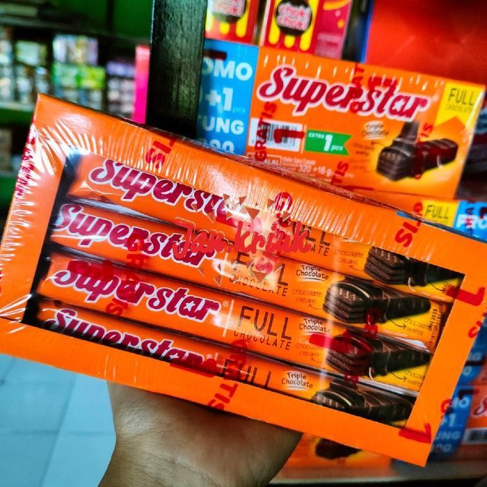 

DMS Superstar wafer triple chocolate isi 20 pcs