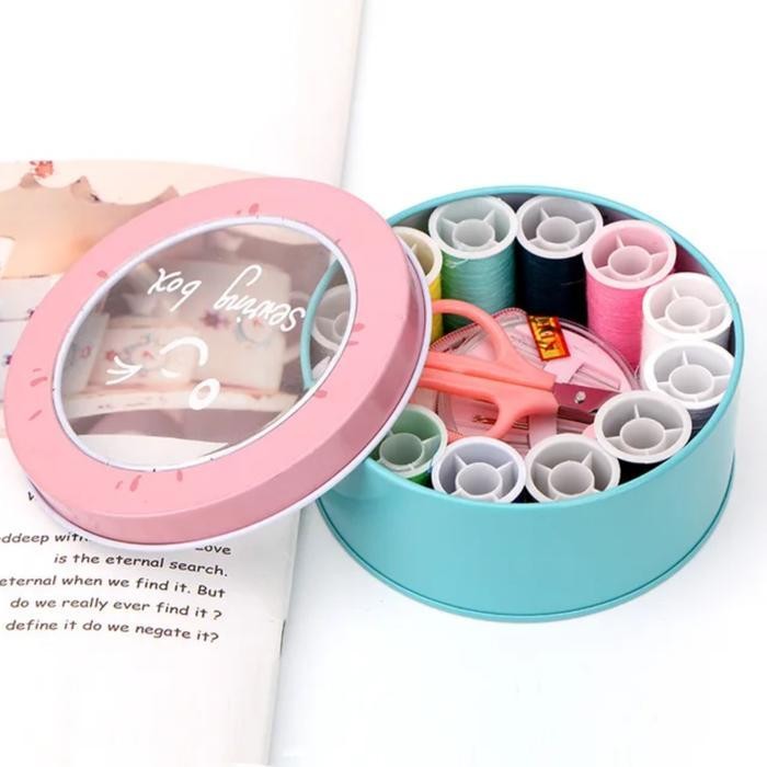 

Cod Set Alat Jahit Kotak Besi Bulat Dilengkapi Dengan 12 Warna Benang