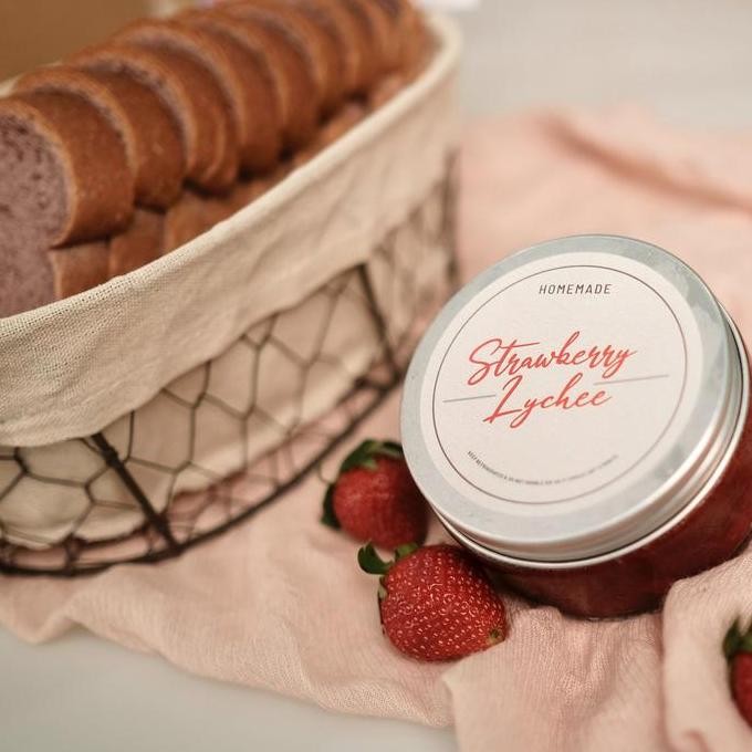 

Roti Ubi Vegan + Selai Strawberry Lychee - Sarapan Sehat & Lezat Plant-Based Asli