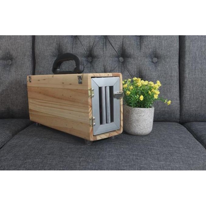 Travel Box Small Burung Parrot Paruh Bengkok