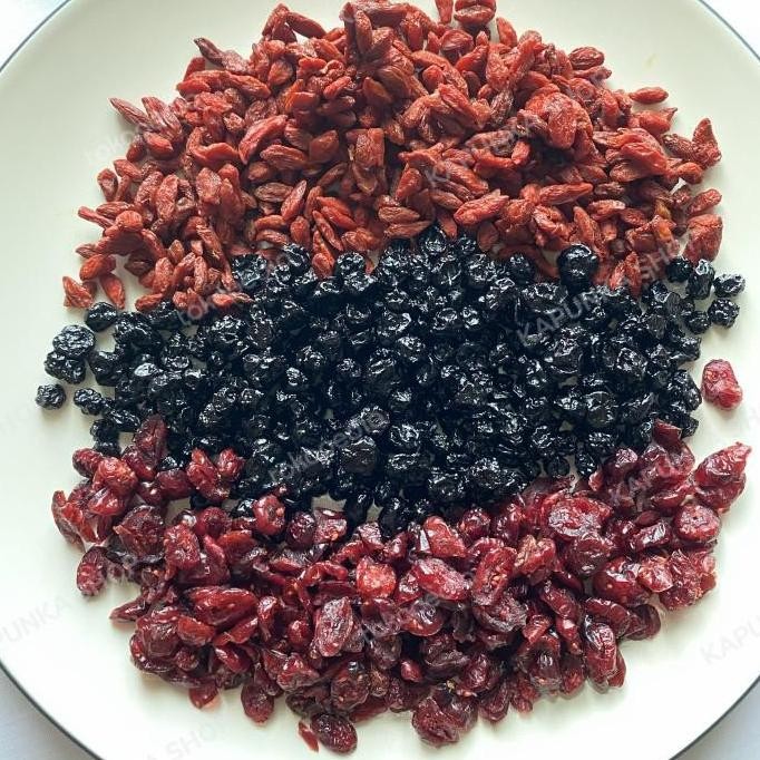 

JB Mix berries 250gr/Mix Dried Berry Bluberry Cranberry Gojiberry None
