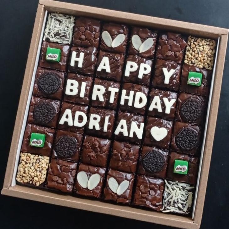 

Fudgy Brownies Ultah Custom