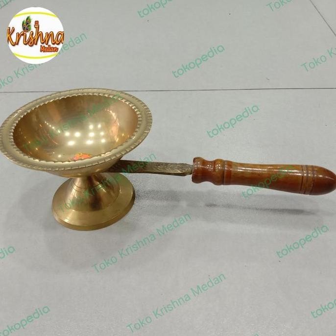 

(:(:(:(] Wooden tuvakel