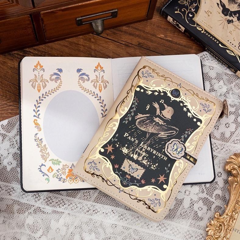 

Ready_Stock_Cod Magnetic Notebook Diary Pan'S Labyrinth / Buku Diary Pu Leather Buku Catatan - 0881 Et-98