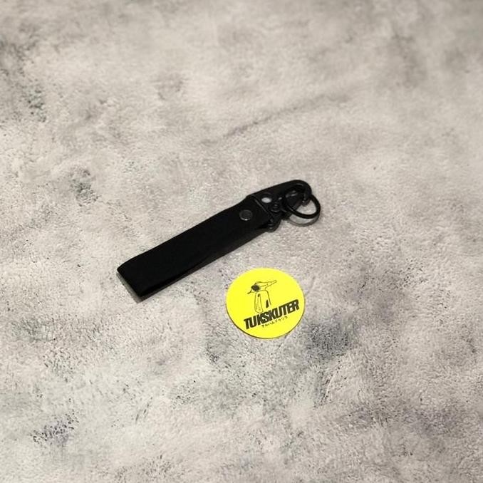 best produk] 946 Merchandise Key chain / gantungan kunci logo Vespa Original