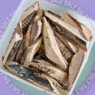 

Ikan Tongkol Iris aSt