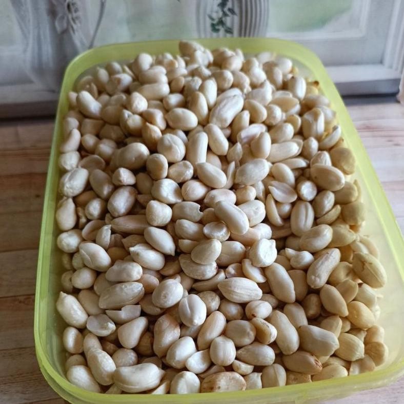 

KACANG KUPAS tuban bersih bulet enak berkualitas kemasan 1kg aSt