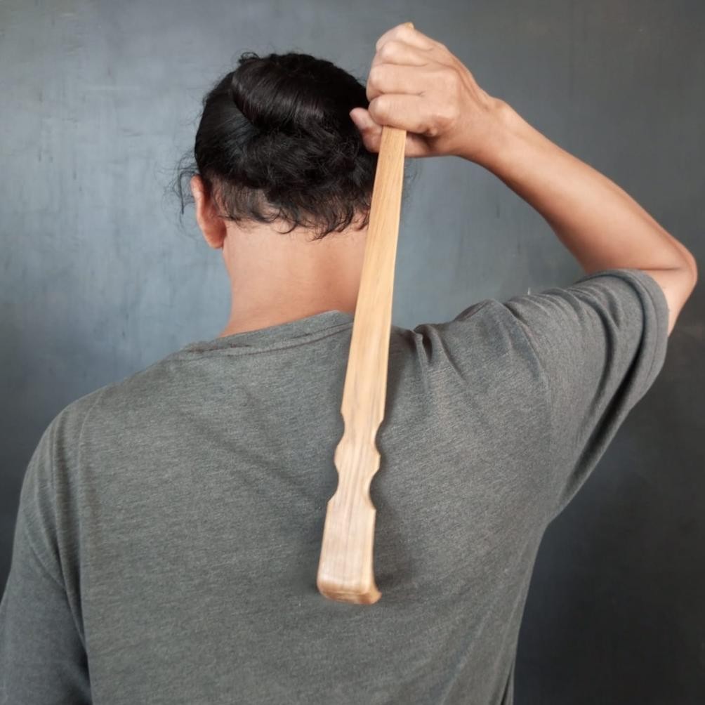 [BISA COD] Garukan Punggung Bahan Kayu Jati / Back Scratcher / Pijat Kayu / Penggaruk Punggung Kayu