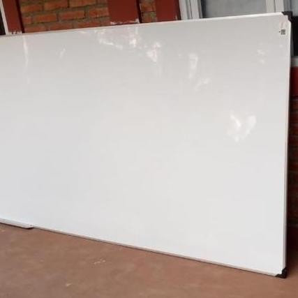 

Whiteboard Hpl Nonmagnet-Tidak Berbekas 80 X 120Cm