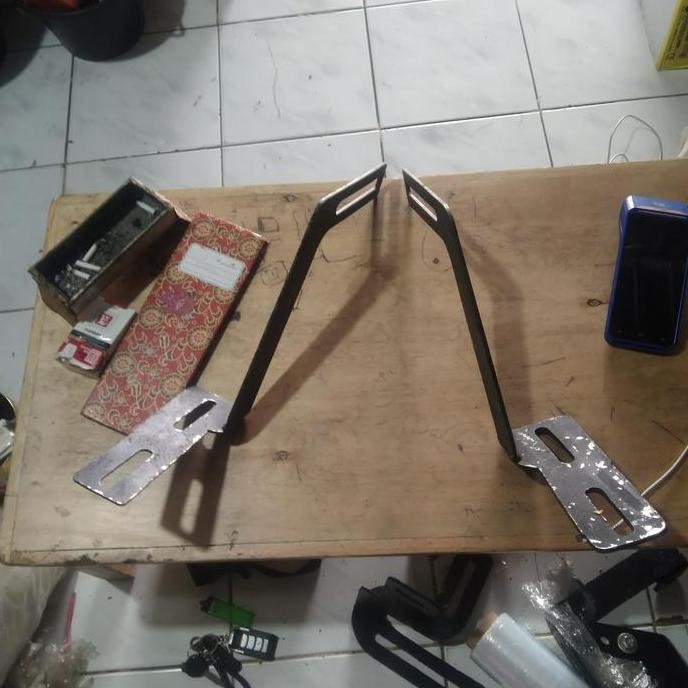 Promo Breket bumper guard belakang mobil Toyota rush lama Terios lama COD