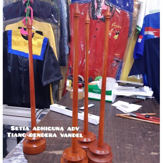 

Diskon! Tiang Bendera Meja Model Vandel Kayu Solid