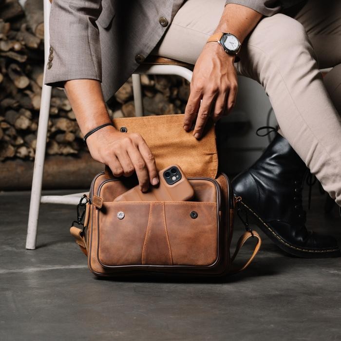 TWB Reven Leather Reven Bima - Tas Selempang Kerja Pria Kulit Sapi Asli Free Dompet STNK