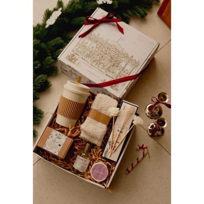 

Ready Harwich Hampers Natal Christmas New Year Gift Parcel Kado Tahun Baru