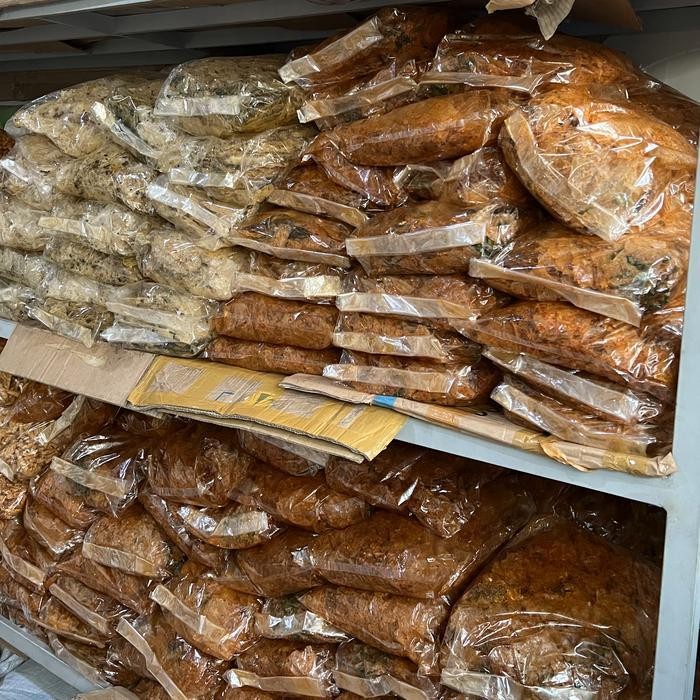 

CCF 1KG KERIPIK KACA PEDAS DAUN JERUK