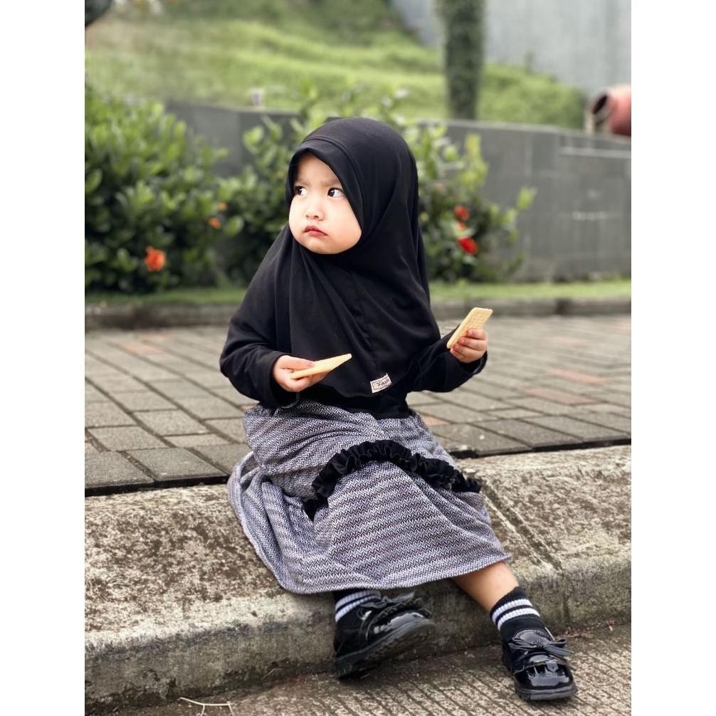 Kekinian Gamis Anak Perempuan Set Hijab Umur 1 2 3 4 Tahun Baju Muslim Lebaran Setelan Terbaru 2025 