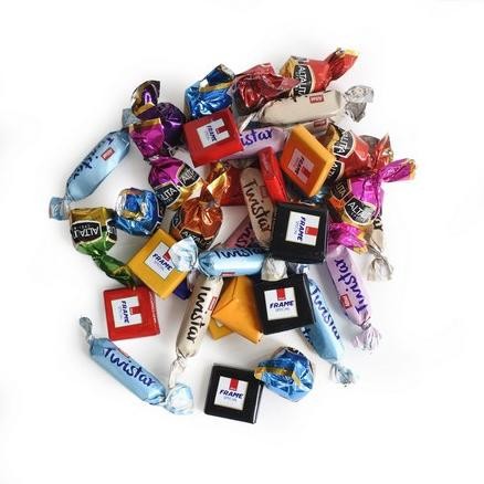 

Coklat Arab 1Kg /Cokelat Arab Mix Oleh Oleh Haji