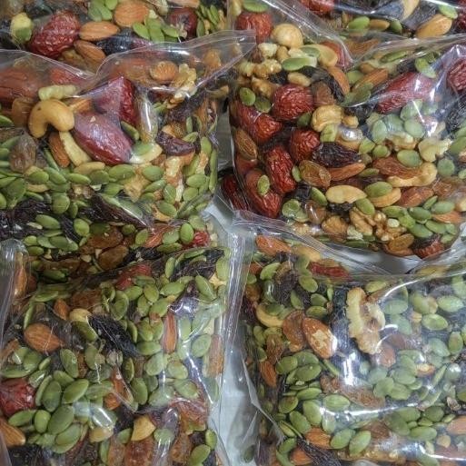 

Rps Cemilan Sehat Trail Mix 500Gram