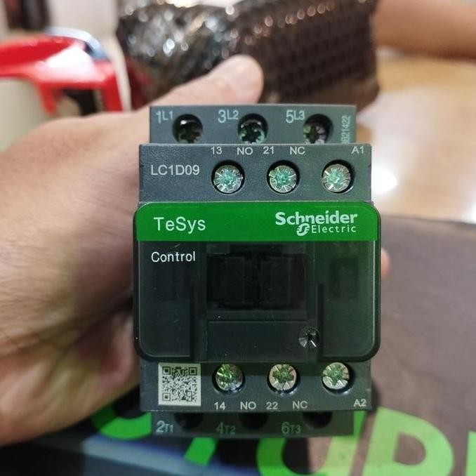 BEBAS ONGKIR - kontaktor 3p 25a schneider (bekas)