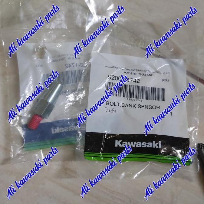 Baut Bolt Jalu Step Depan Ninja R Rr / Ninja Rr Mono/Z250 Sl Hemat