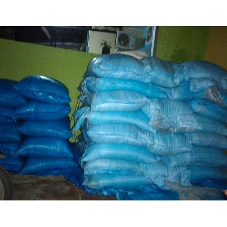 

(Terbaru) Garam Krosok 50 Kg Garam Untuk Ternak Ikan Hias Bumbu Dapur Kualitas Grade A Putih Bersih (Terlaris)