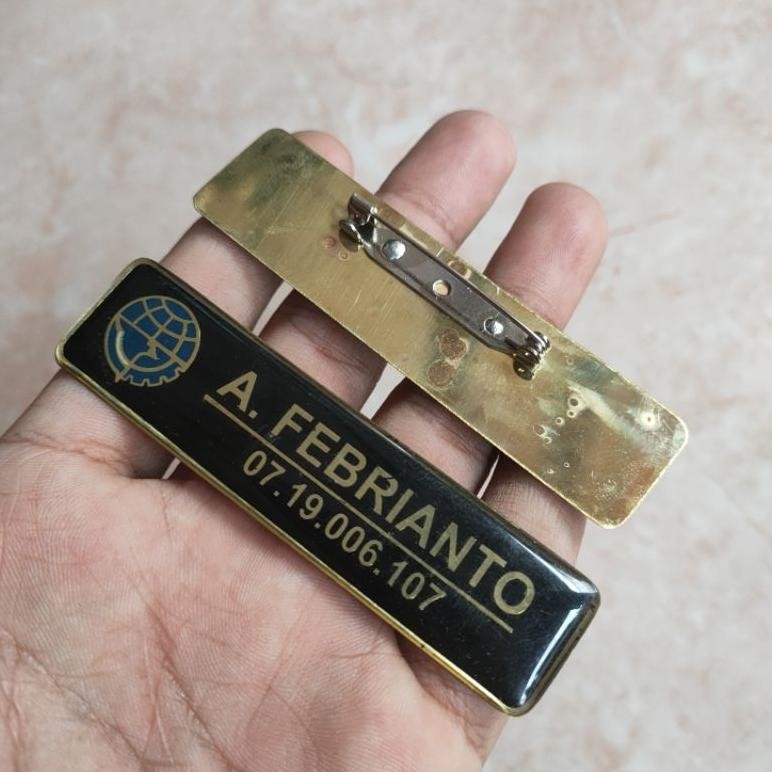 

Fx-23 Best Seller Cxv-38 Nametag Kuningan / Name Tag Kuningan / Nametag Stainless / Namet Tag Stainless / Nama Dada Kuningan / Nama Dada Stainless Termurah Fx-23