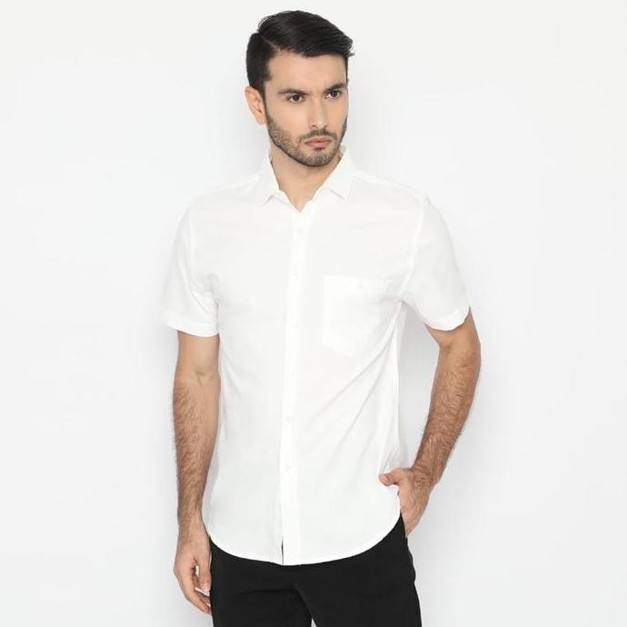 Promo Code Male - Brave Kemeja Pria Pendek Putih Basic Slimfit