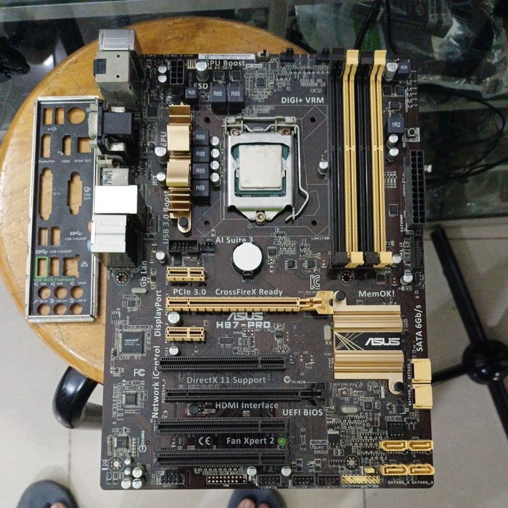 mainboard Asus h87 pro DDR3 + processor core i5-4570 gen4